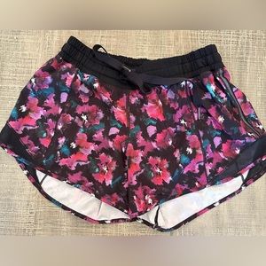 Lululemon Athletica Activewear Midnight Bloom Black Fuschia Hotty Hot Running 6